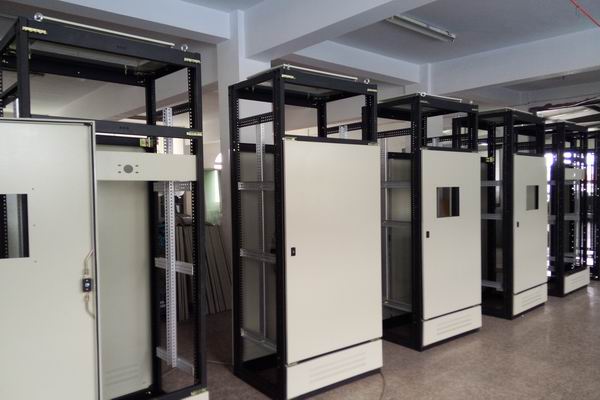 禄丰配电柜-3683厂家配电柜检修需要注意的